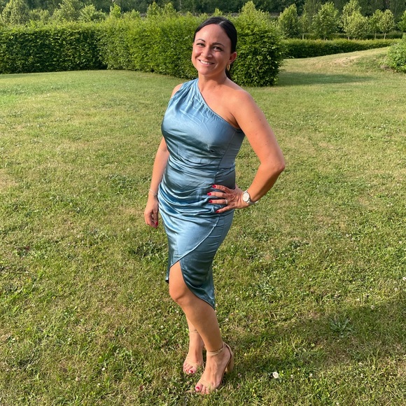 Meet your Posher, Angela - Picture 1 of 1